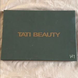 TATI BEAUTY PALETTE